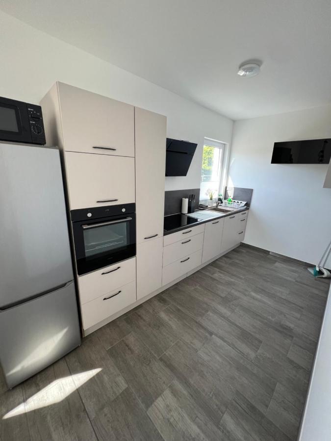 Вілла Doppelhaushaelfte Mit Terrasse Elmenhorst/Lichtenhagen Екстер'єр фото